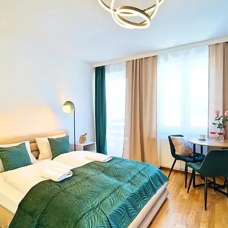 Every Sky Staszica 30 *