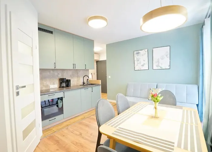 Every Sky Staszica 30 * كارباش