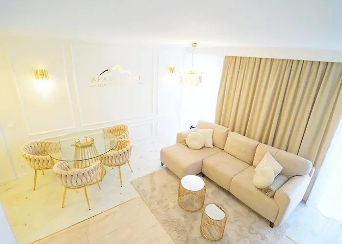 Every Sky Staszica 30 شقة *