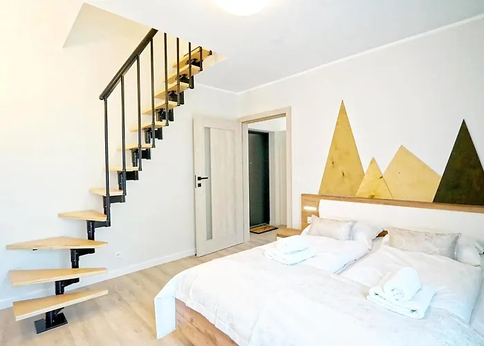 Every Sky Staszica 30 شقة *