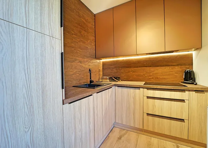 Every Sky Staszica 30 شقة