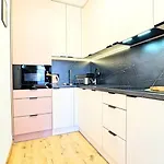 דירה Every Sky Staszica 30 קרפאז'
