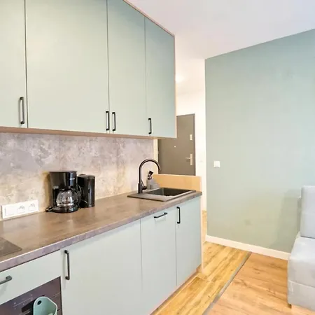 Every Sky Staszica 30 Daire