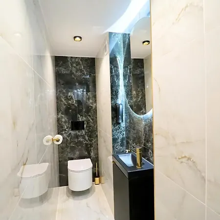 Every Sky Staszica 30 Daire