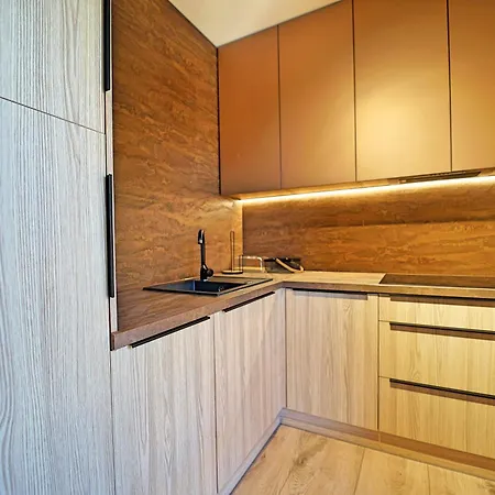 Every Sky Staszica 30 Daire