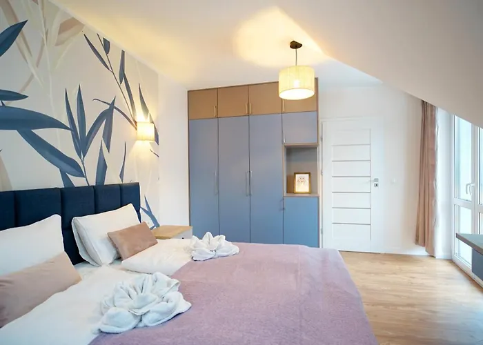 Every Sky Staszica 30 * 카르파츠