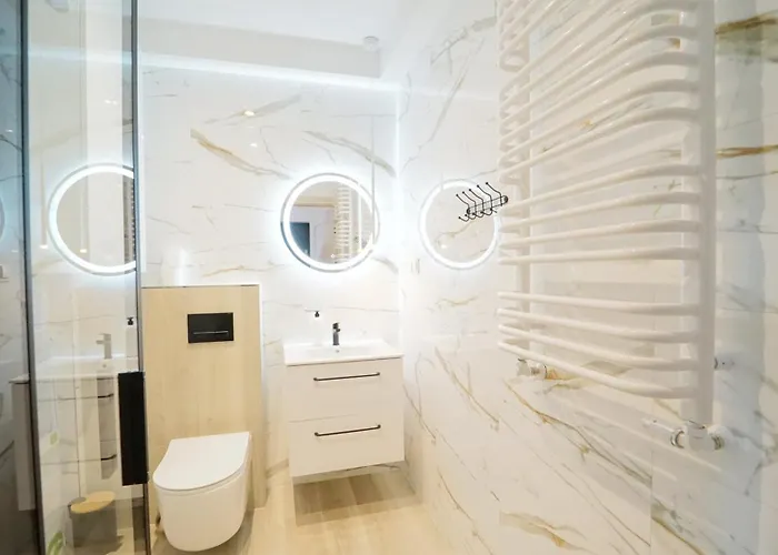 Every Sky Staszica 30 * 카르파츠